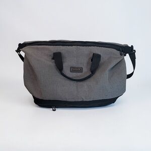 Kyodan Large Gray Duffel Gym Bag Wet/Dry Pocket Travel Weekender Unisex